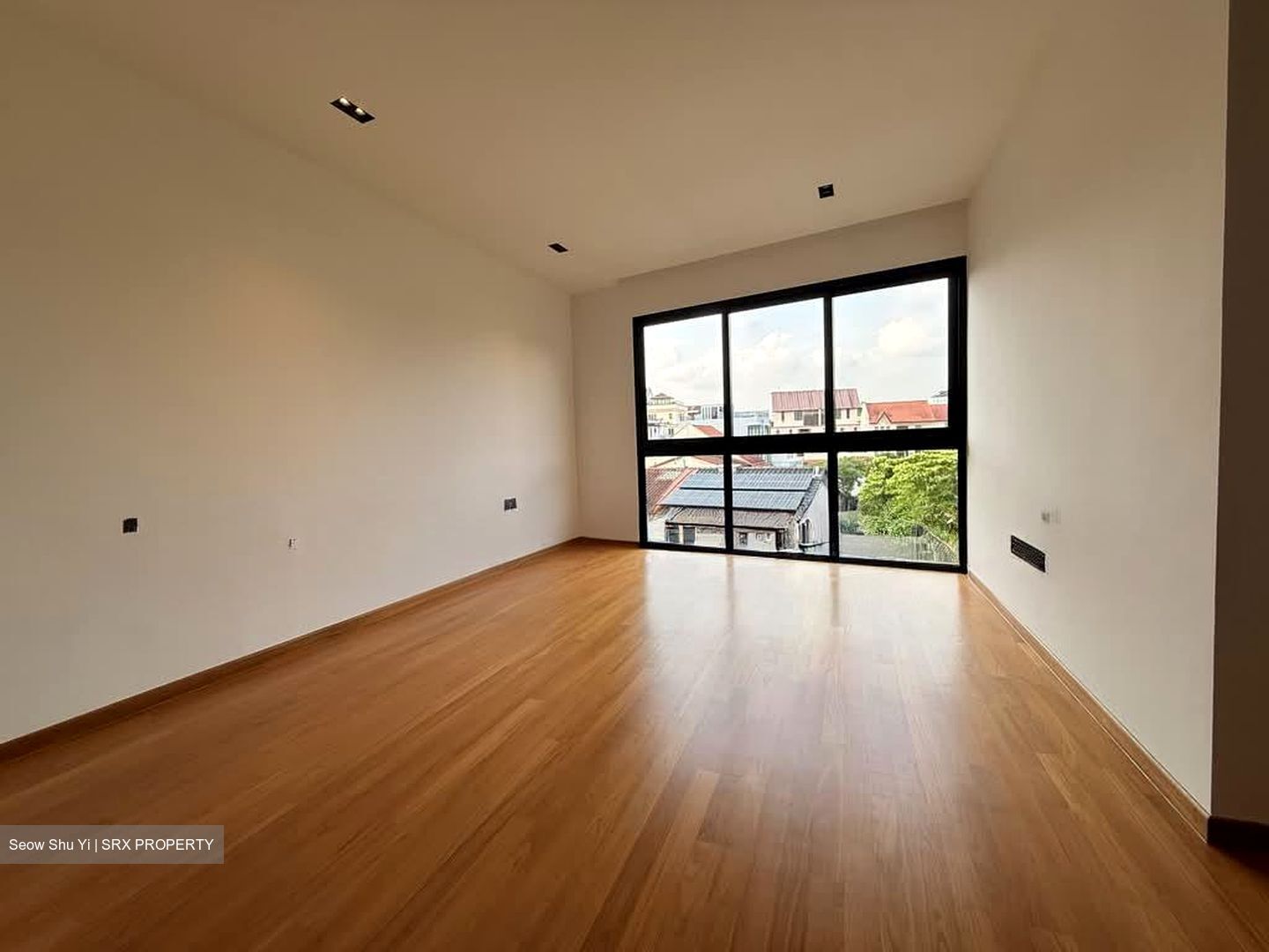 Sembawang Straits Estate (D27), Terrace #584463161